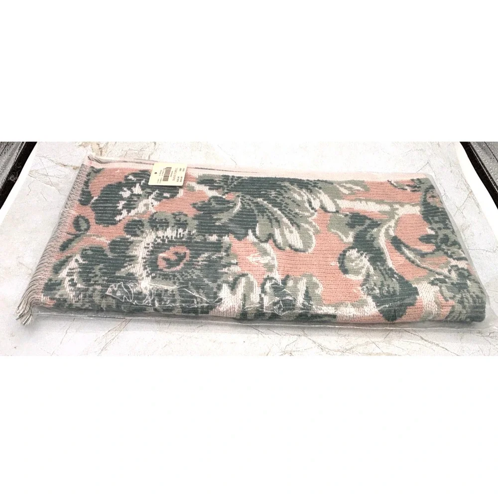 Anthropologie Eugenie Cotton Woven Floral Hand Towel Rose Tyrie Blush NWT 30x16‎